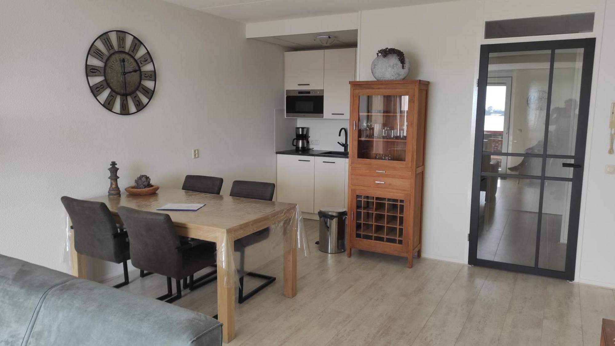 Appartement Ijsselmeer Makkum Strand Экстерьер фото
